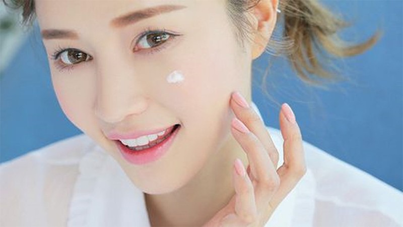 dưỡng ẩm